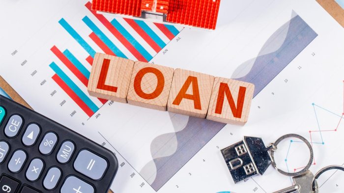 What is the difference between secured and unsecured loans